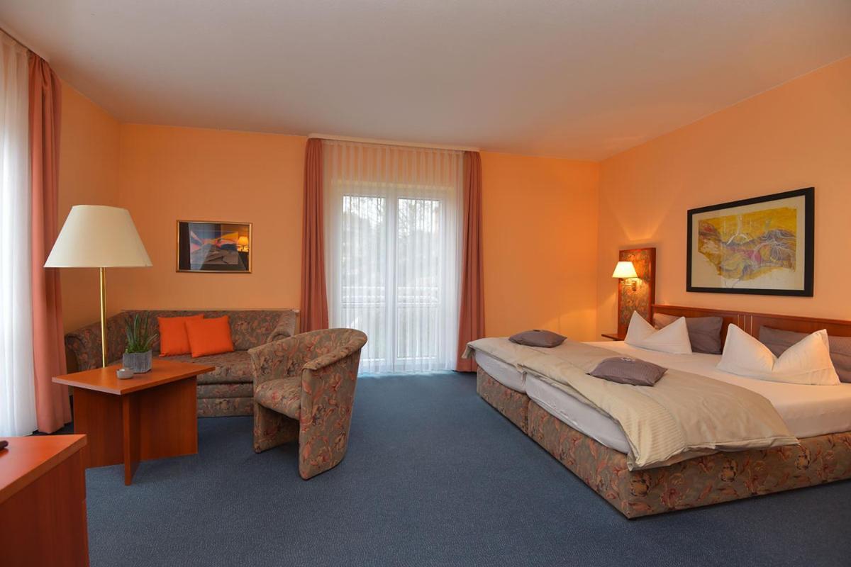 Altstadthotel An Der Werra Meiningen Bagian luar foto