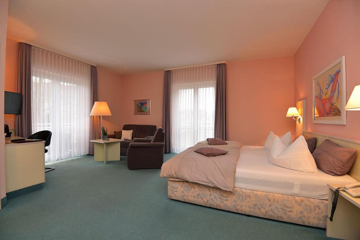Altstadthotel An Der Werra Meiningen Bagian luar foto