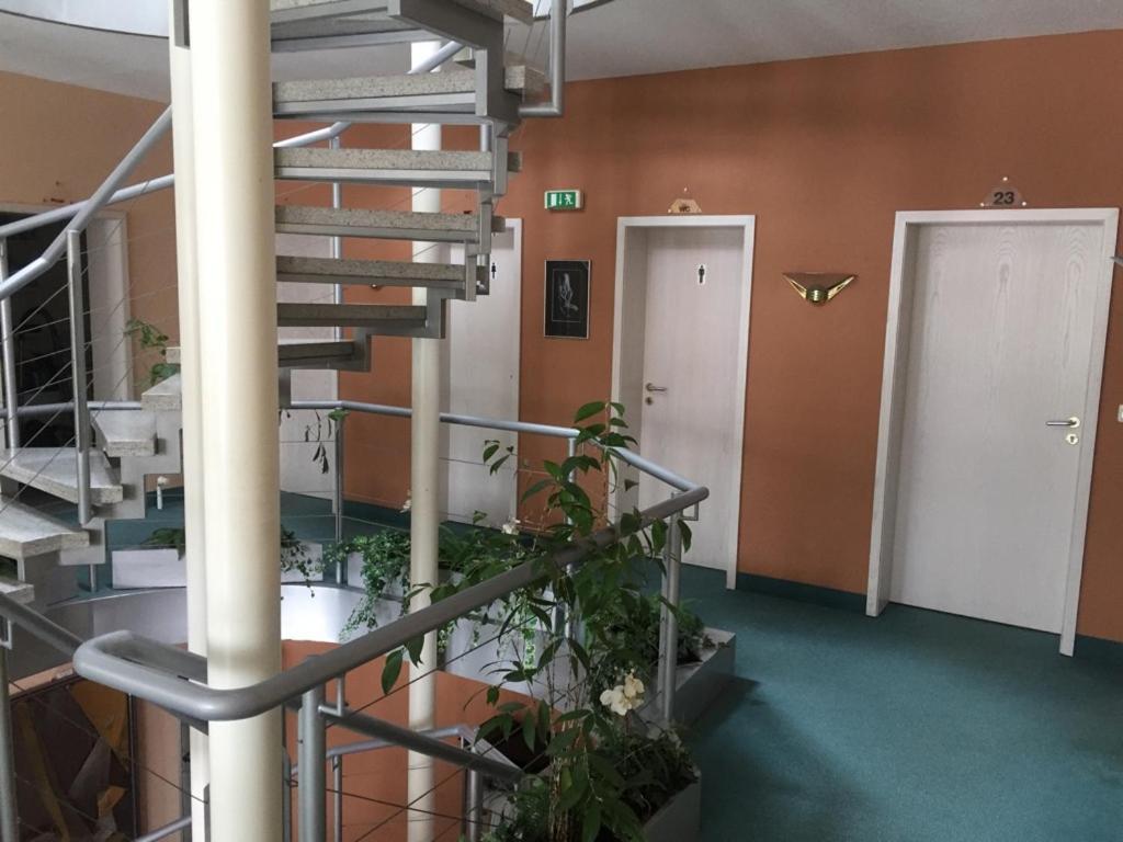 Altstadthotel An Der Werra Meiningen Bagian luar foto